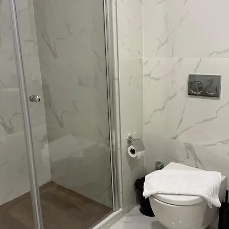 Grand Sapphire 22 Floor B Block 377, Cypr Polnocny