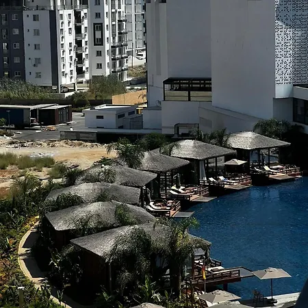 Grand Sapphire 22 Floor B Block 377, Cypr Polnocny *